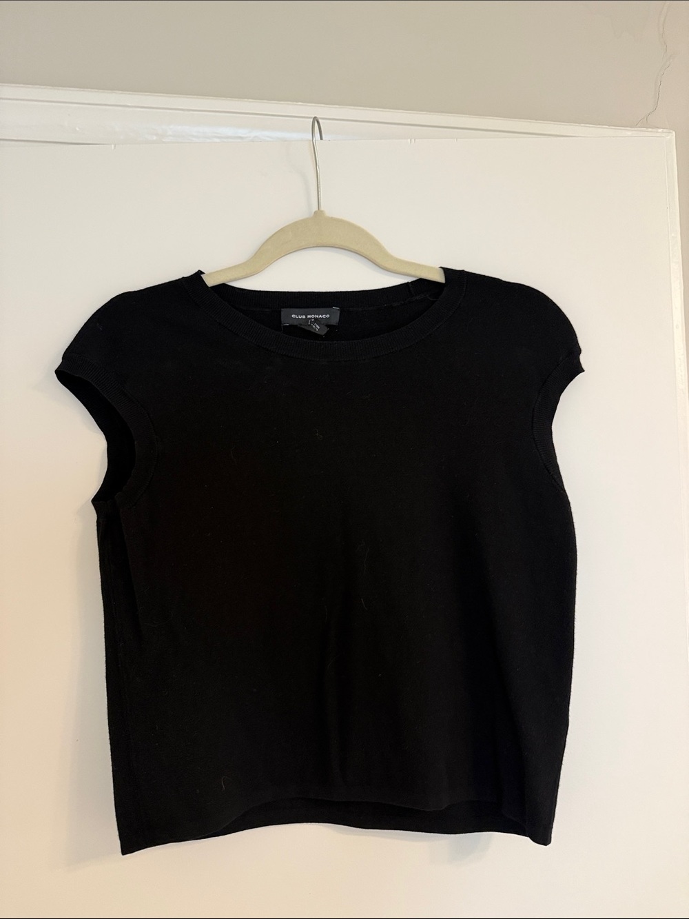 Club Monaco Black Sleeveless Knit Tank